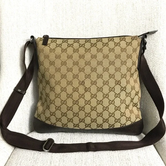 Authentic GUCCI unisex crossbody bag brown monogram canvas - Picture 4 of 15